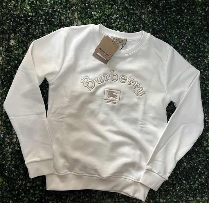 Дамски блузи prada burberry hermes guess ralph lauren moschino calvin