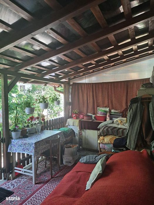 URGENT ! Casa 2 camere pe un nivel , Str. Basarabia , 78.800 euro neg.