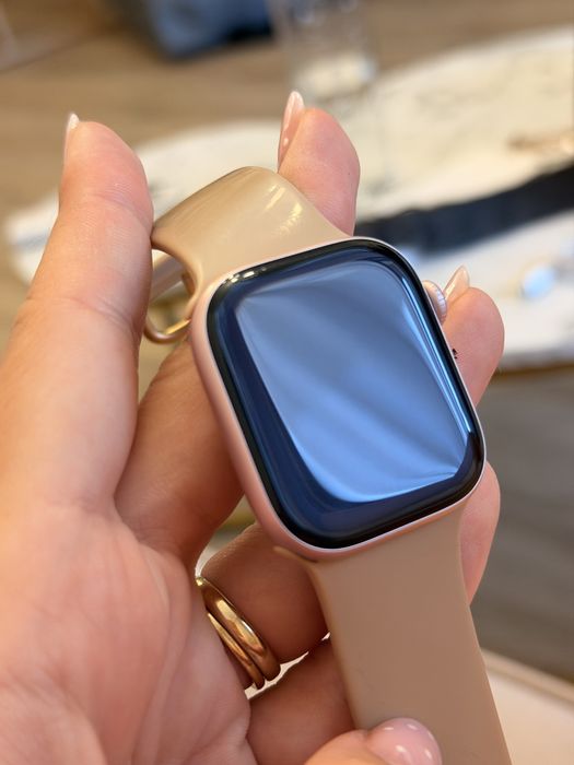 Apple watch 10 42mm  gold rose