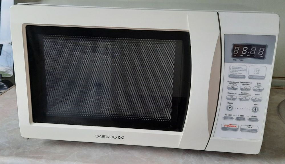 Микроволновая печь/микроволновка Daewoo
Mikroto'lqinli pech