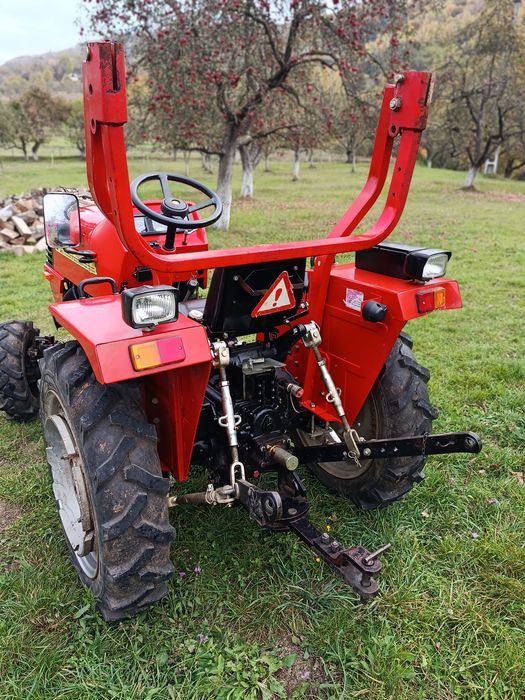 Tractor Dong Feng+plug