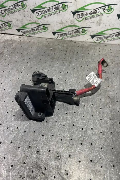 Releu baterie V5 929615001 BMW Seria 3 2013 320i xDrive MT (184 hp)