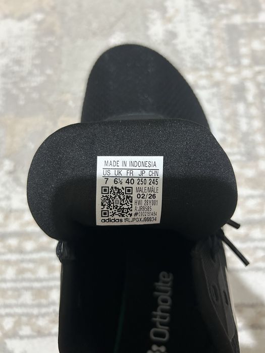 Кроссовки Adidas оригинал