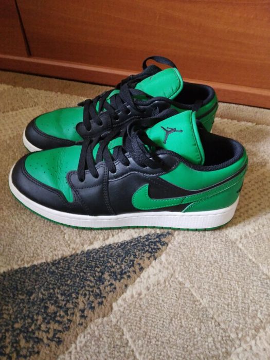 Air Jordan 1 low Black-Lucky green