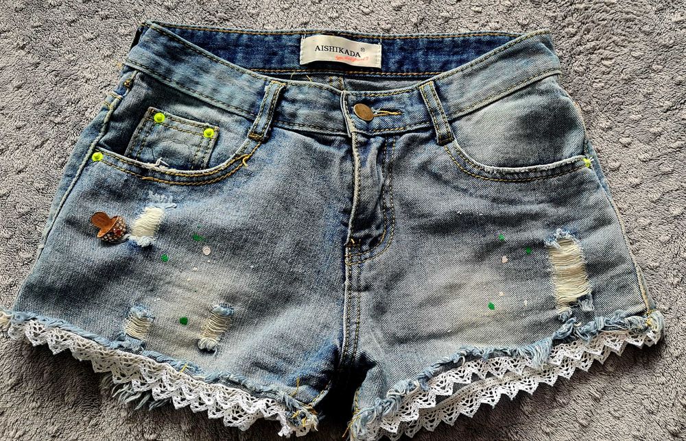 Къси дънкови панталонки