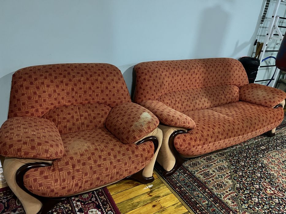 Диван и 2 кресла