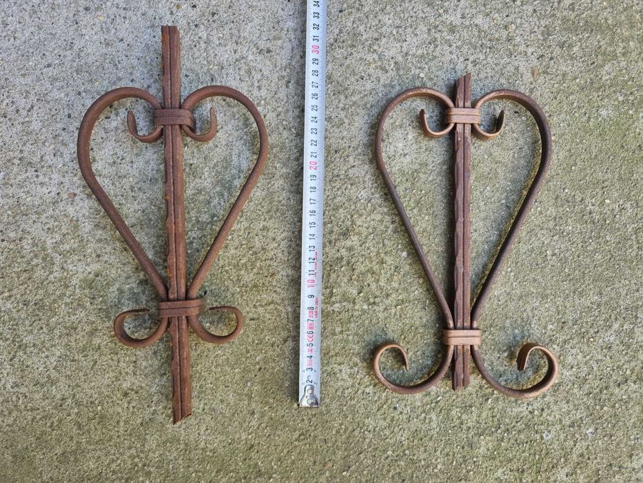 Vând elemente din fier forjat