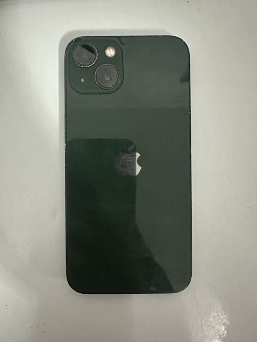 Продам Iphone 13