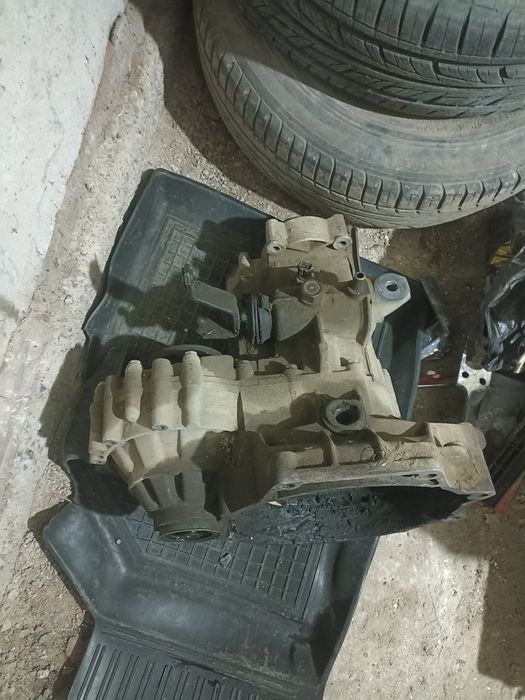 Продам коробку передач
