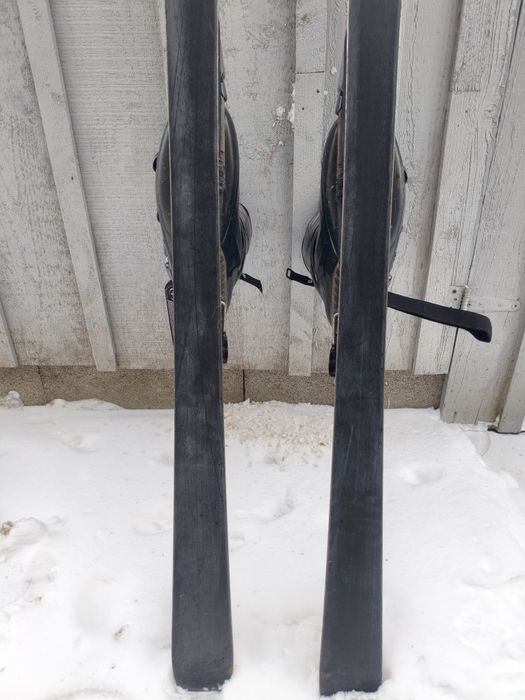 Schiuri 170cm cu clăpari 38-39