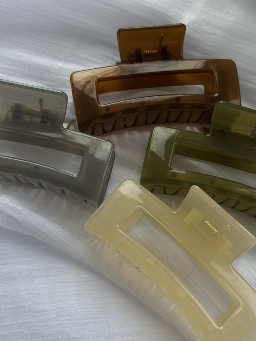 Крабики для волос стильные