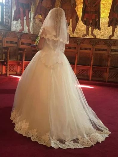 Rochie de mireasa+voal