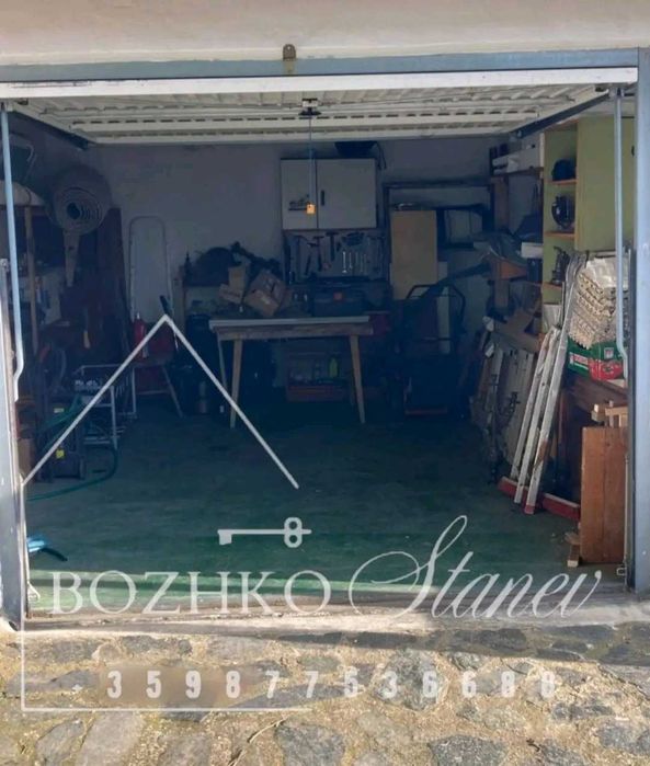 Продавам къща в с. Детелина