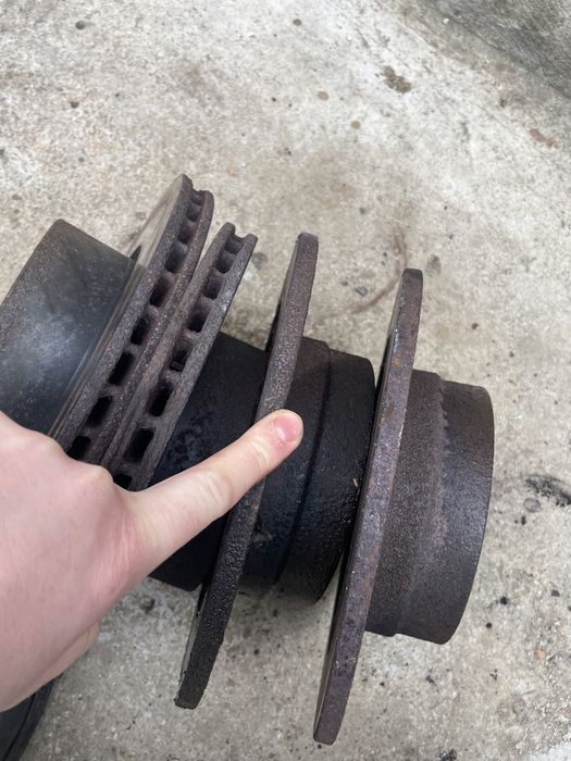 Discuri BMW seria 3 e 90 2007