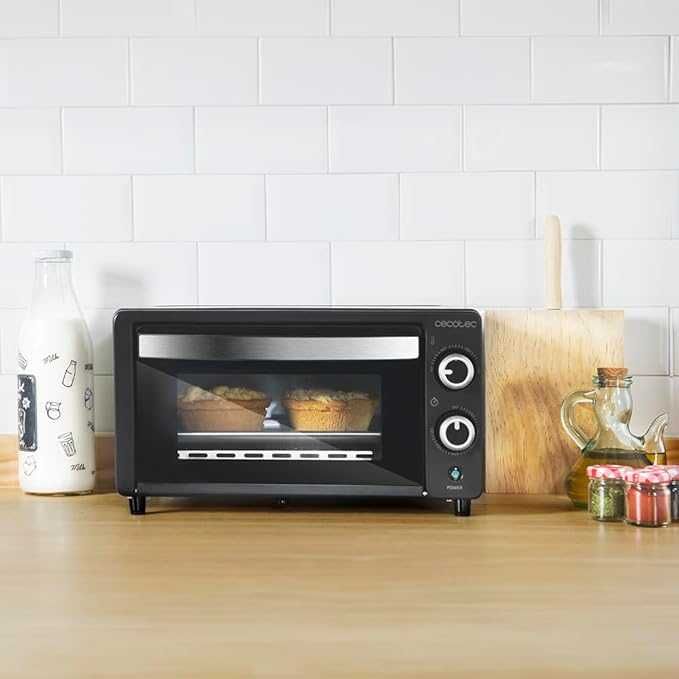 Мини фурна Cecotec Bake&Toast 1090, черна, капацитет 10 литра, мощност 1000 вата, контрол на температурата до 230 ºC, 60-минутен таймер, лек ДЕФЕКТ
