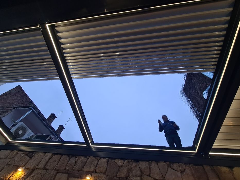 Constructor pergole . Închideri în sticla.  Producător.  În rate