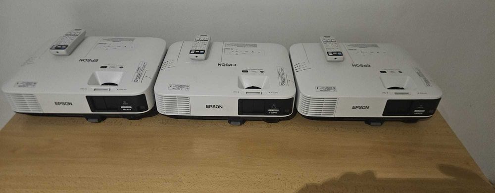 Videoproiector Epson EB-2255U Wifi