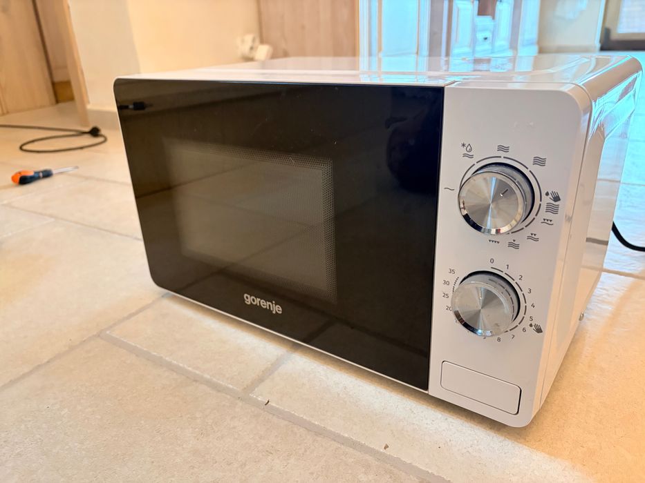 Cuptor microunde Gorenje
