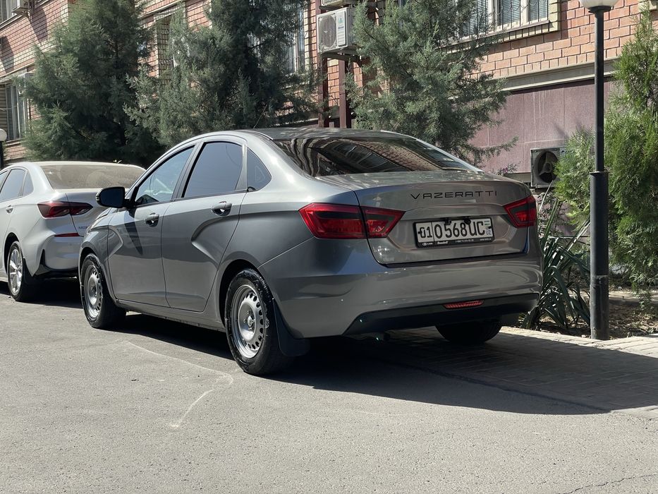 LADA Vesta 2020