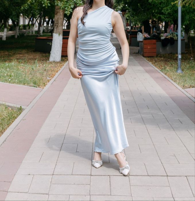 Продам нарядное платье "Viera brand"  ,