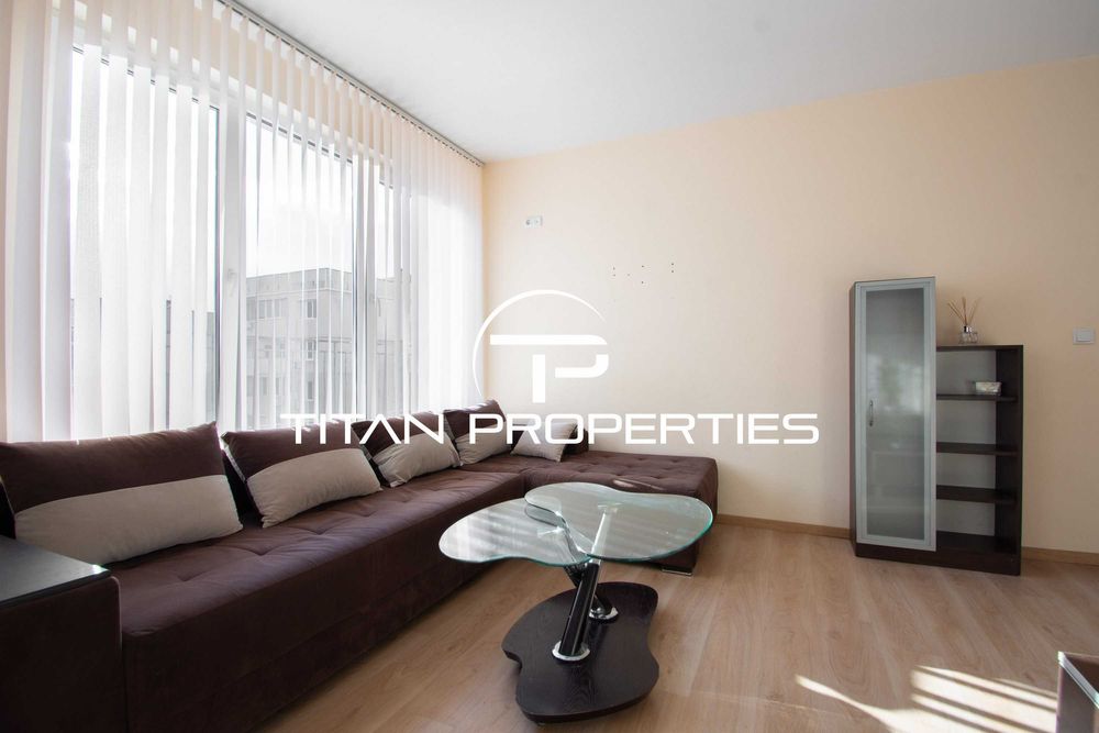 Дава се под наем Четиристаен апартамент в София, Младост 1А - 150 кв.м за 999 € - Снимка #1