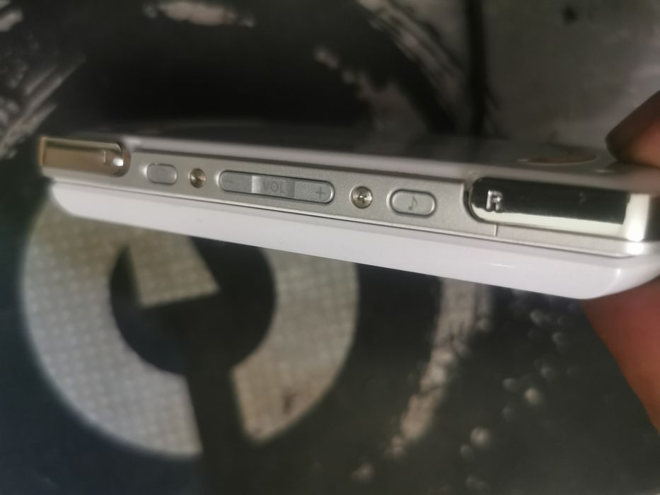 PSP-N1004 GO 2005 Г