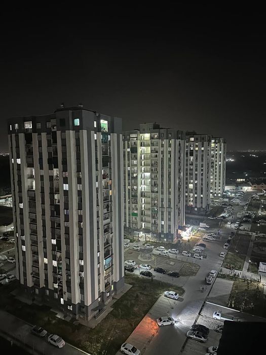 Срочна сотилади Яшнобод Олмос 3 хона