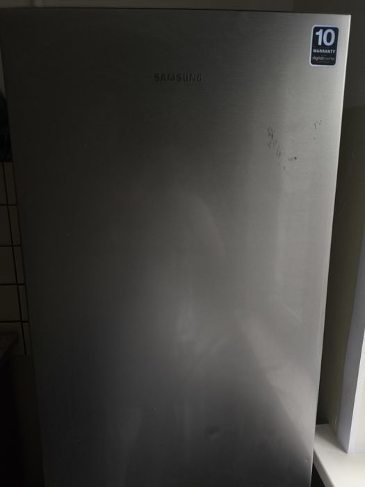 Продам холодильник No frost Samsung