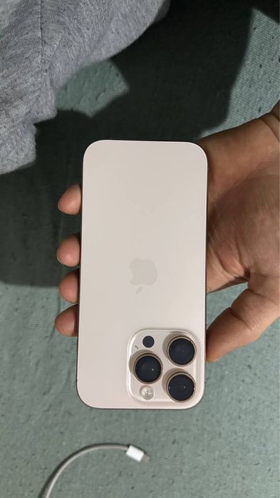 Iphone 16 pro 256 tali region ZA/A desert titanum