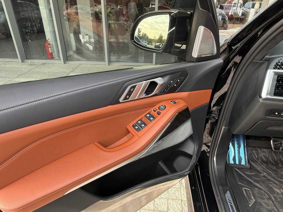 BMW X5 xDrive40i полная комплектация Full  2024 с гарантии