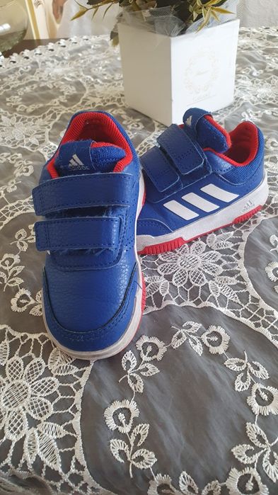 Маратонки Adidas