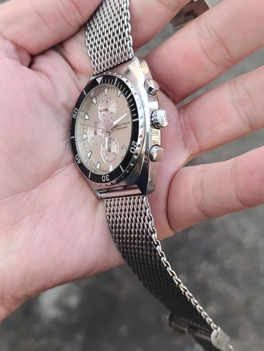 Jaqsue Lemeans соат сотилади