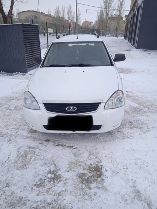 Продам машину Лада приора универсал