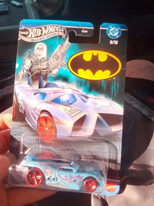 Hotwheels (не б/у) новая