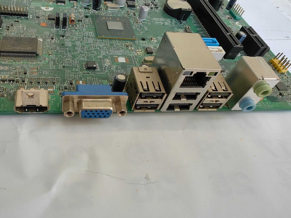 Placa de baza Dell DIH61R sff si procesor i3 2100