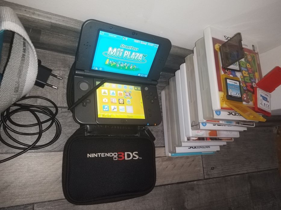 Nintendo 3DS XL -