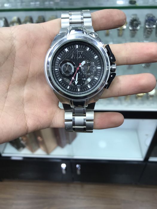 Armani exchange soati sotiladi