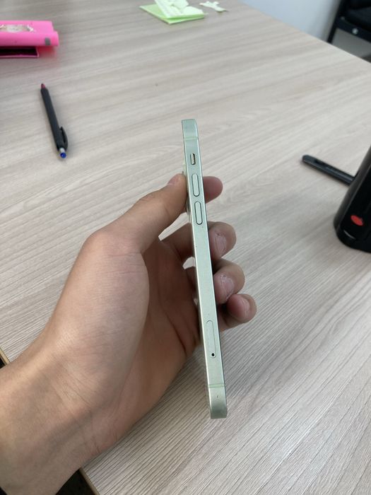 Продам 12 айфон на 64гб