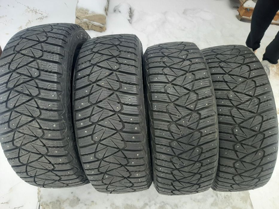 Продам шины 225/55/17 гудиэр