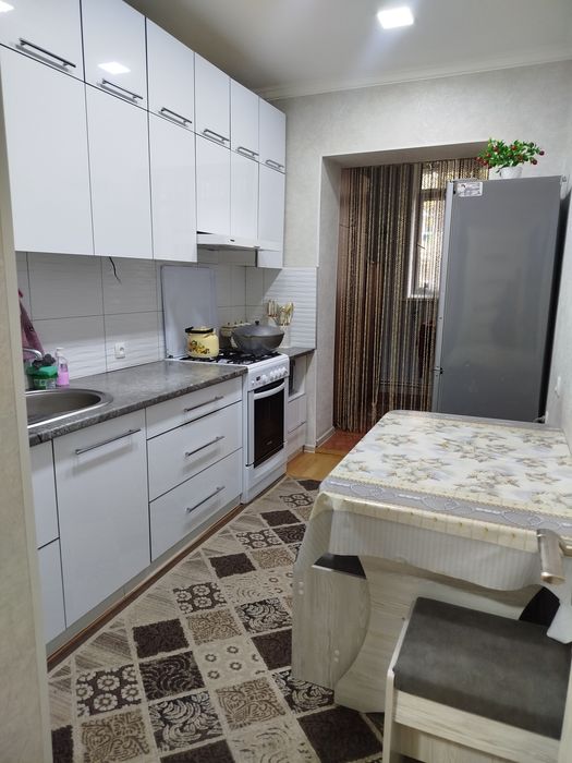 3-xonali kvartira 1- etaj