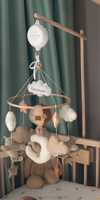 Музикална въртележка за легло Goldenwings