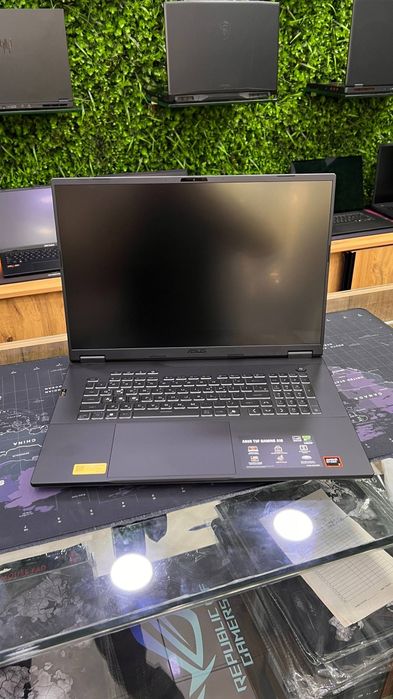 ASUS TUF A18 R7-260
