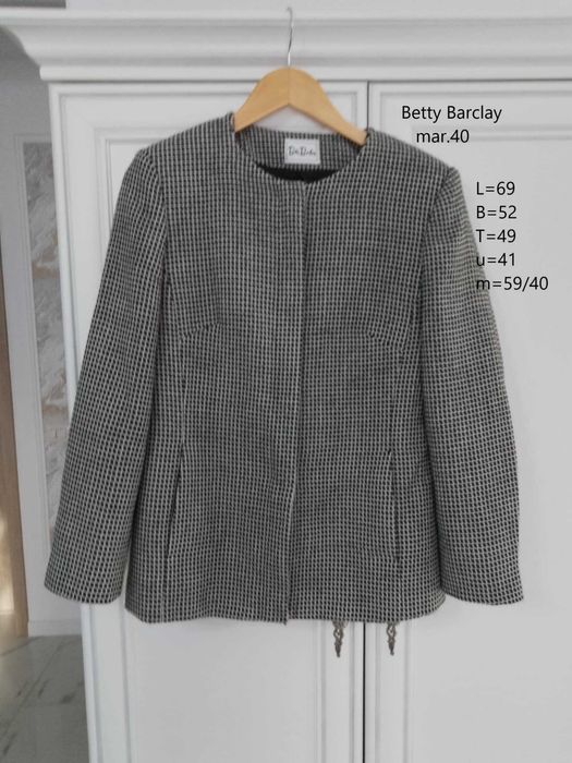 Sacouri de lana femei