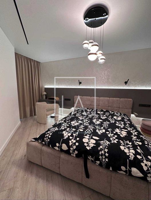Продава се апартамент 103.48 кв.м. Поморие. Без интерес.