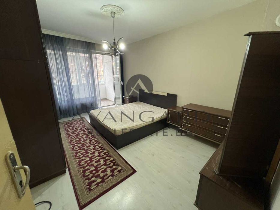 Продава се Многостаен апартамент в Пловдив, Кючук Париж - 90 кв.м за 1474 €/кв.м - Снимка #3