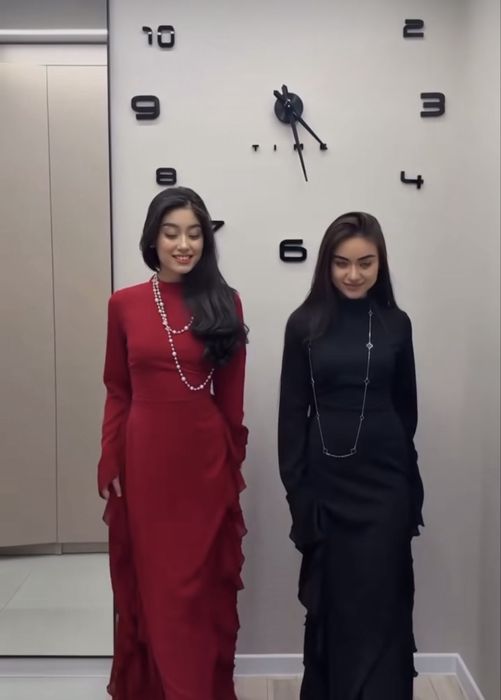 Черное вечернее платье