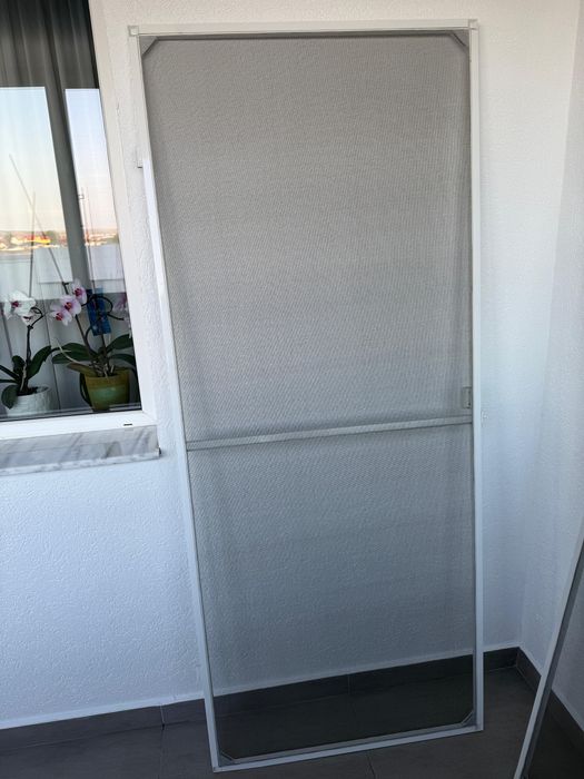 Vand plase tantari/insecte pentru usa termopan