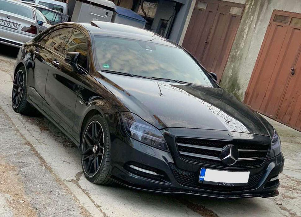 Спойлер за стандартна предна броня Maxton design за Mercedes Benz CLS W218 (2011-2014)