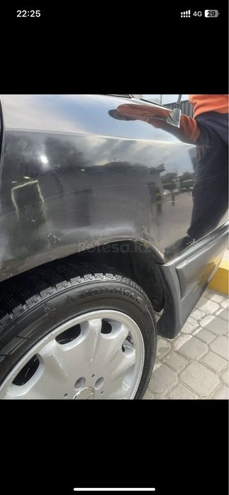 Mersedes W124 дорест