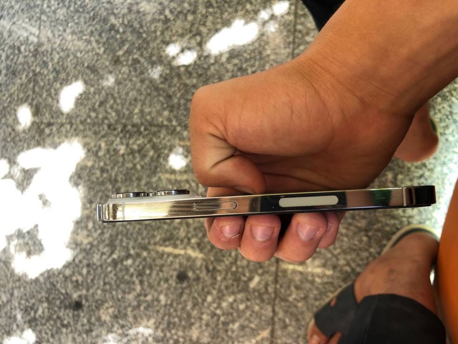 iphone 14 pro ideal white color